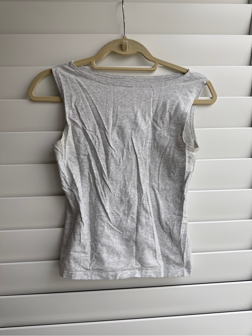 Brandy Melville Women's Sleeveless Boatneck Tank Top - Light Gray